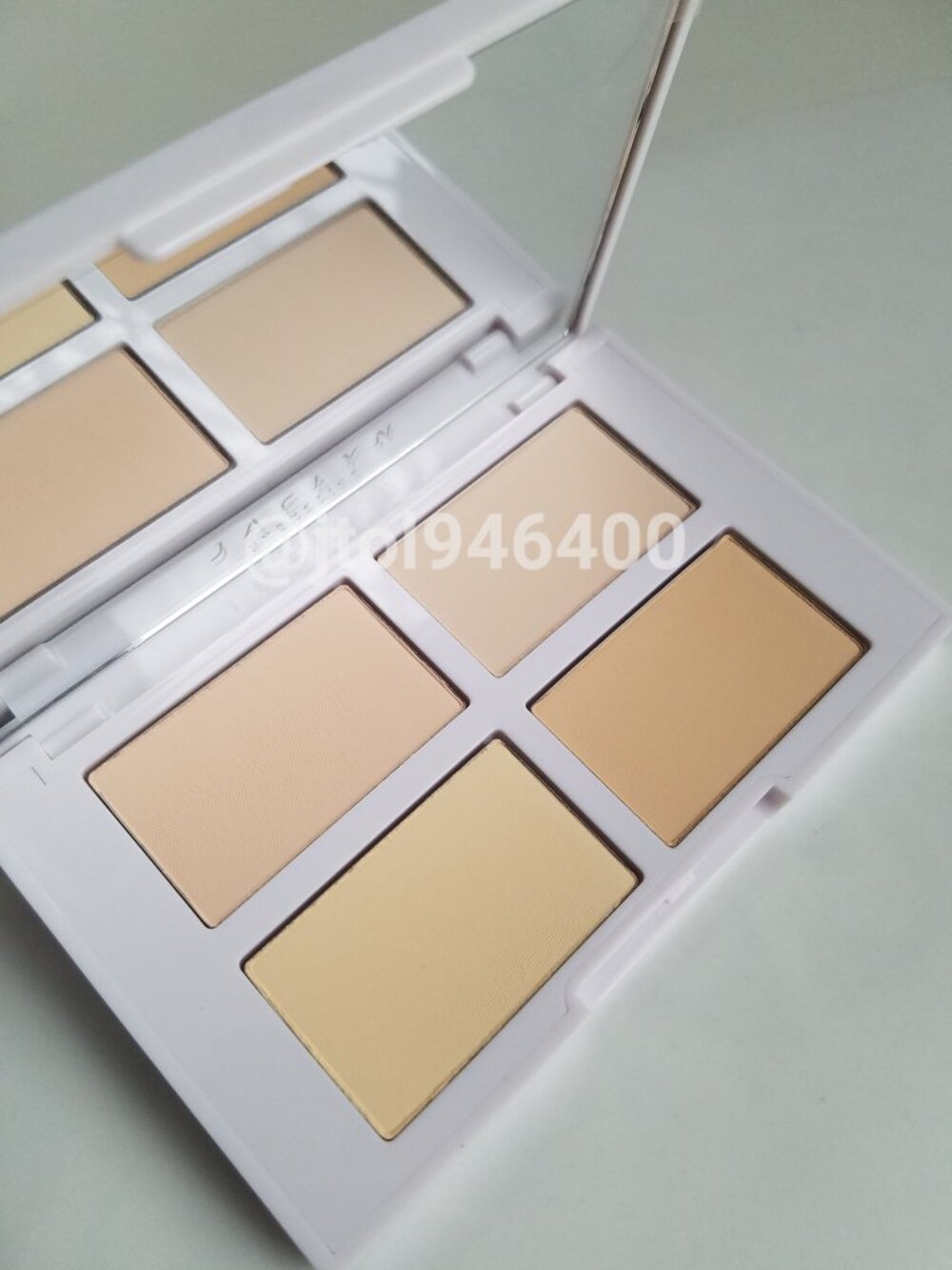 Jaclyn Cosmetics Brightening & Setting Palette
